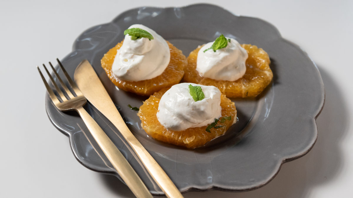 Receita de fígado de vitela frito de cebolada com grelos e batata