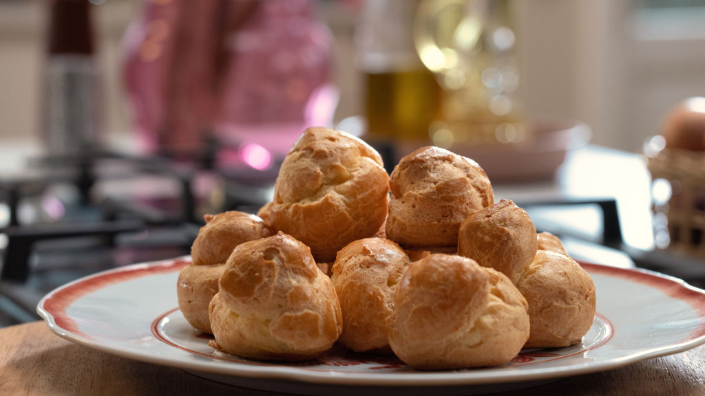 Profiteroles De Caramelo Salgado - 24Kitchen - Veja As Suas Receitas ...